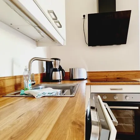 Huebsches Design Mit Parkplatz Im Zentrum Von Apartment *