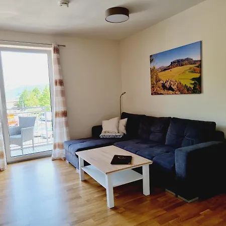 Huebsches Design Mit Parkplatz Im Zentrum Von Königstein an der Elbe