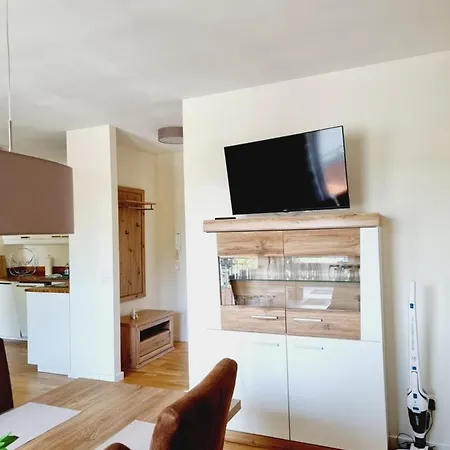 Huebsches Design Mit Parkplatz Im Zentrum Von Apartament